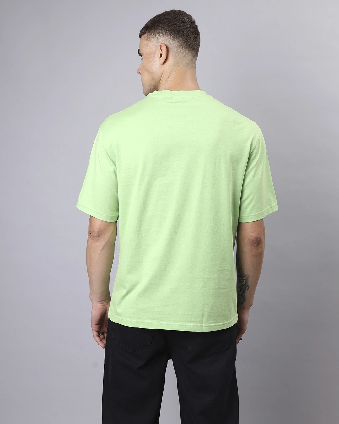 RIVANORA Men’s Oversized T-Shirt – Modern Streetwear Essential ( Pastel Green )