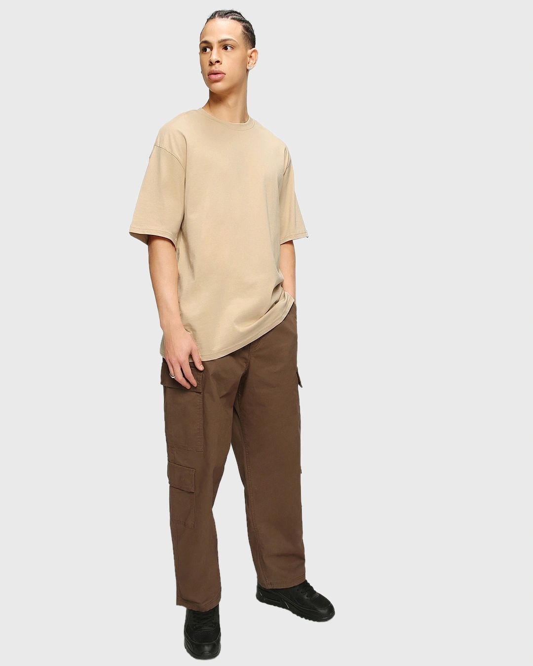 RIVANORA Men’s Oversized T-Shirt – Premium Minimal Streetwear ( beige ) (Copy)