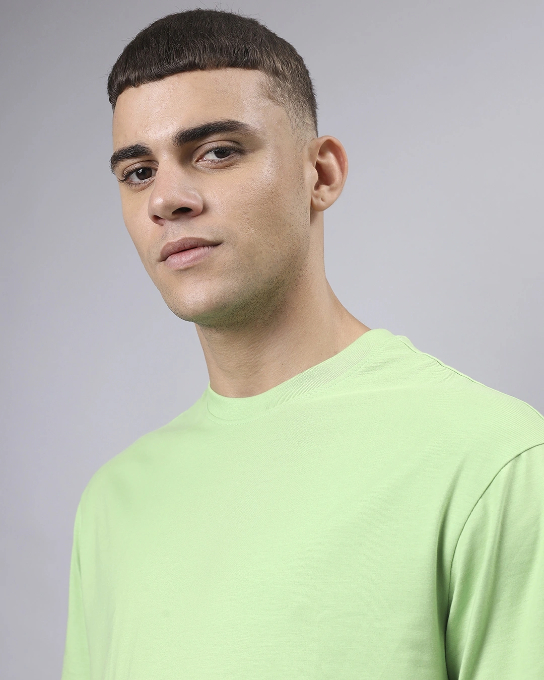 RIVANORA Men’s Oversized T-Shirt – Modern Streetwear Essential ( Pastel Green )